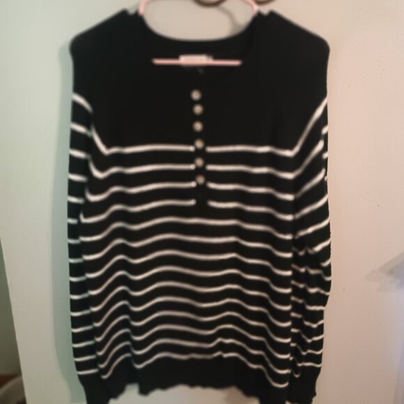 Chic Soul Boutique size 1x Black and white striped sweater - Picture 1 of 2